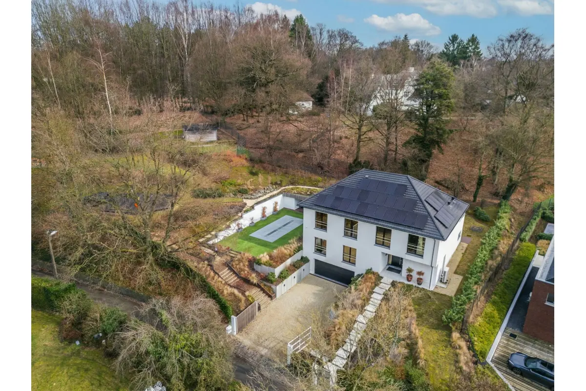 Huis te  koop in Eigenbrakel 1420 1695000.00€ 4 slaapkamers 360.00m² - Zoekertje 709466