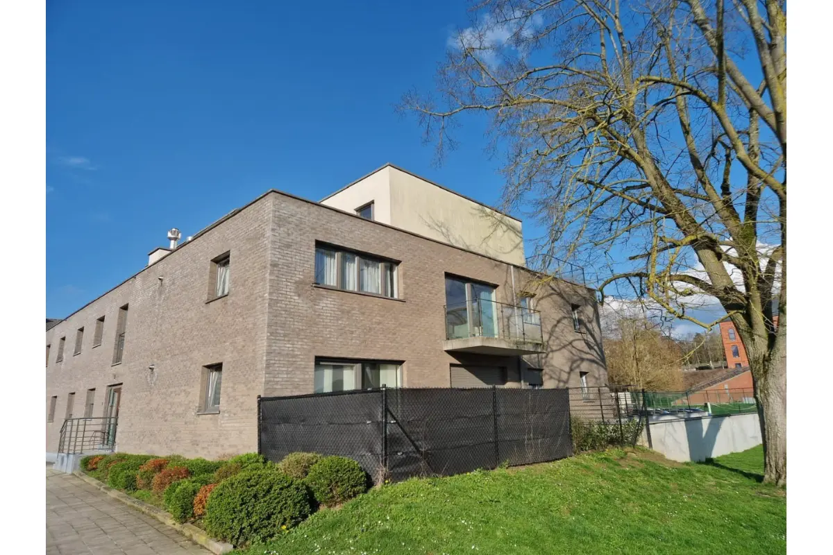 Appartement à louer à Tubize 1480 820.00€ 1 chambres 63.00m² - Annonce 711380