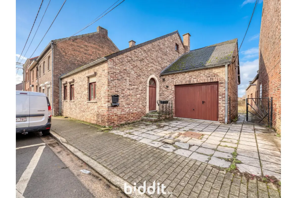 Huis te  koop in Neerheylissem 1357 150000.00€ 2 slaapkamers m² - Zoekertje 711300