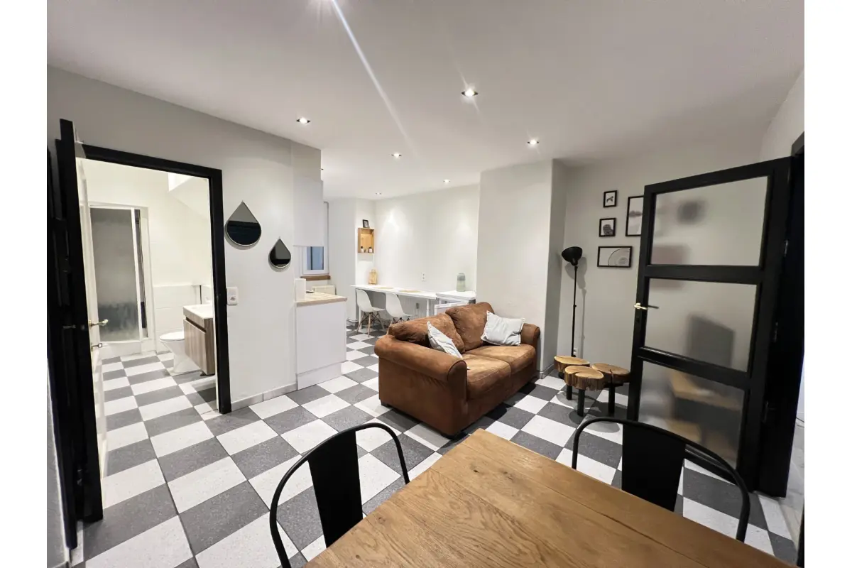 Appartement te  in Brussel 1000 980.00€ 1 slaapkamers 49.00m² - Zoekertje 711080