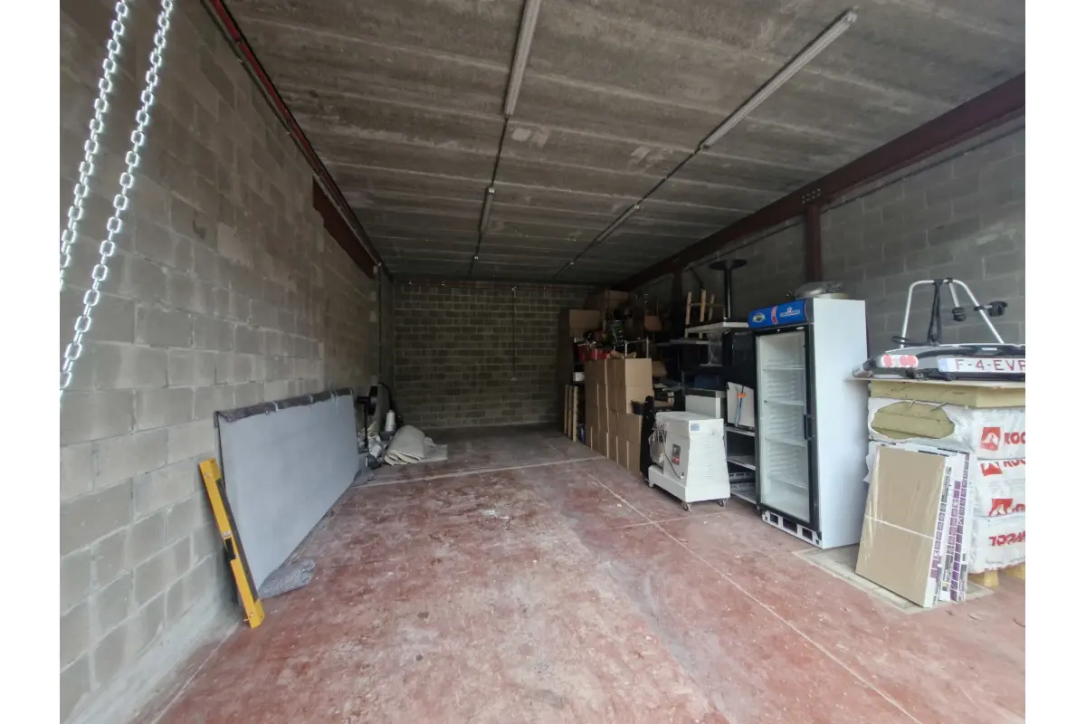 Handelszaak te  huur in Waterloo 1410 660.00€  slaapkamers 53.00m² - Zoekertje 712077