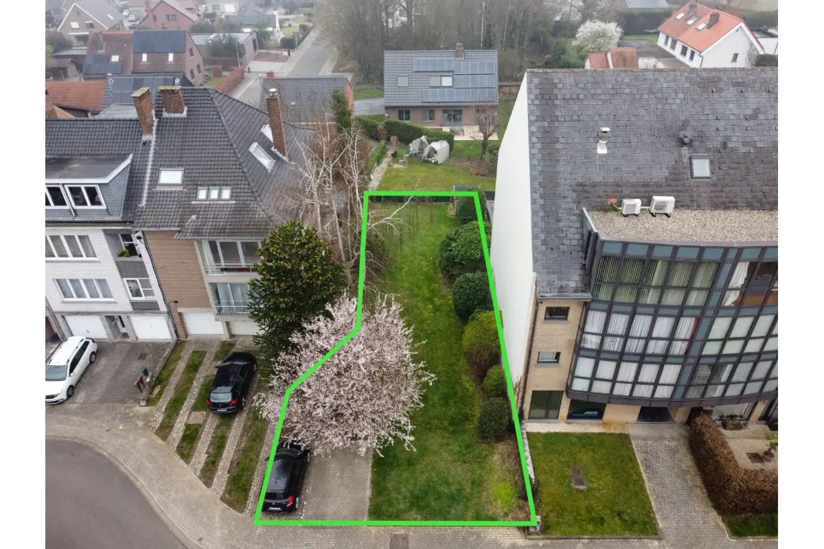 Terrain à bâtir à vendre à Halle 1500 275000.00€  chambres m² - Annonce 711665