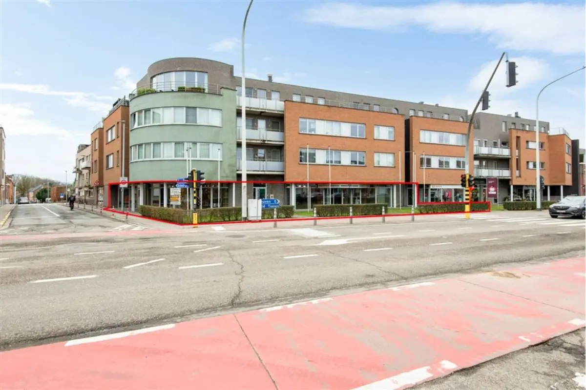 Commerce à vendre à Bierbeek 3360 1050000.00€  chambres 628.00m² - Annonce 711936