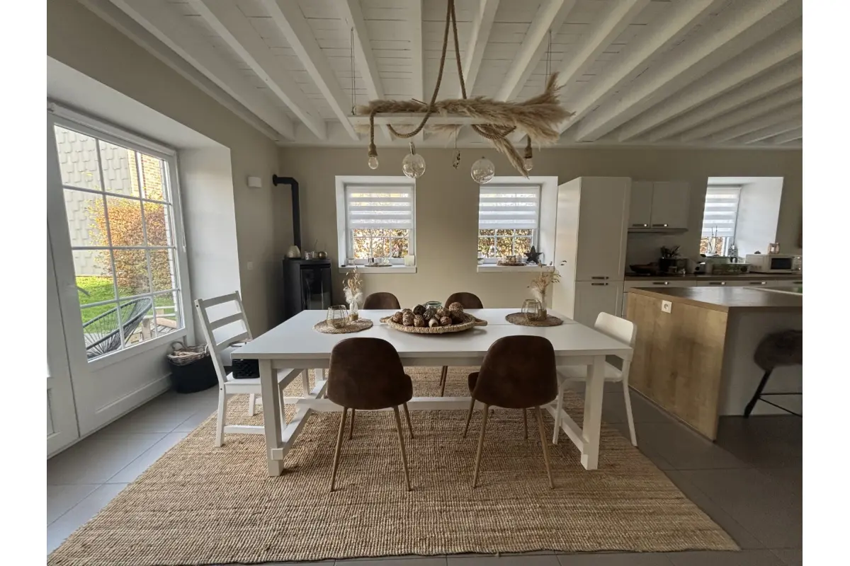 Huis te  in Ramillies 1367 1700.00€ 4 slaapkamers m² - Zoekertje 712655