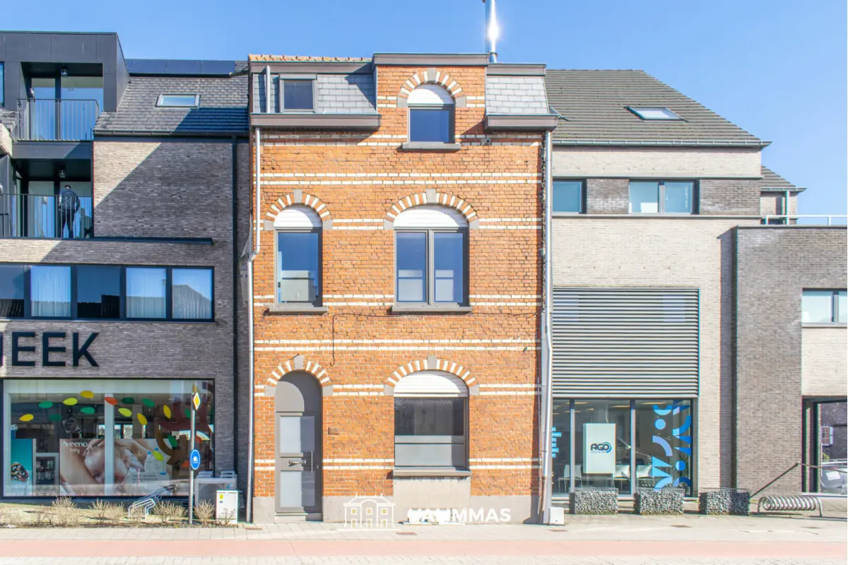 Huis te  koop in Asse 1730 315000.00€ 4 slaapkamers 225.00m² - Zoekertje 712578