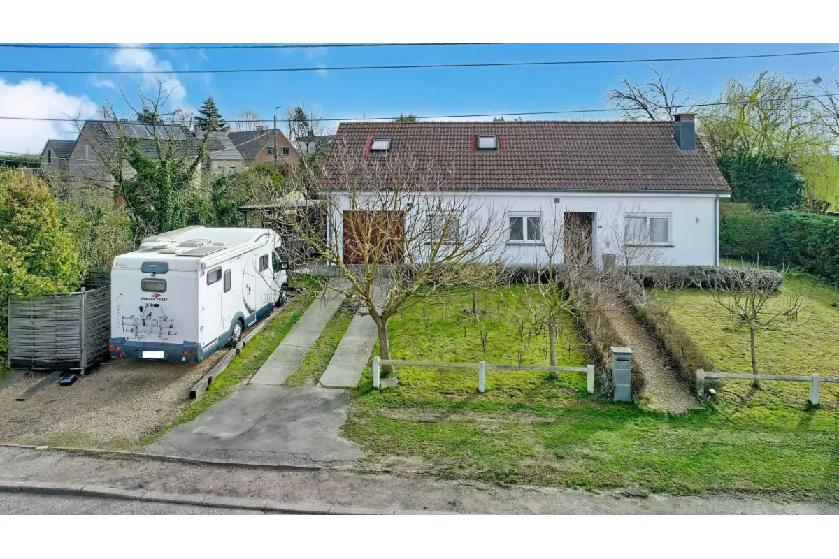 Huis te  koop in Orp-Jauche 1350 310000.00€ 3 slaapkamers 157.00m² - Zoekertje 712730