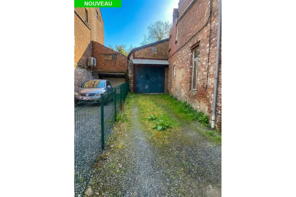 Parking / garage à vendre à Villers-la-Ville 1495 199000.00€  chambres m² - Annonce 713629