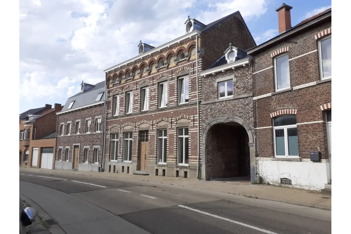 Appartement te  huur in Hoegaarden 3320 1300.00€ 3 slaapkamers 170.00m² - Zoekertje 713843