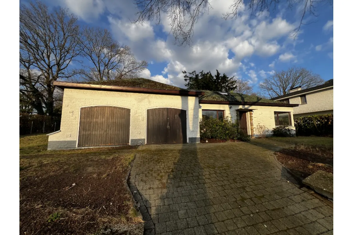 Villa à vendre à Rhode-Saint-Genese 1640 450000.00€ 4 chambres 195.00m² - Annonce 713986