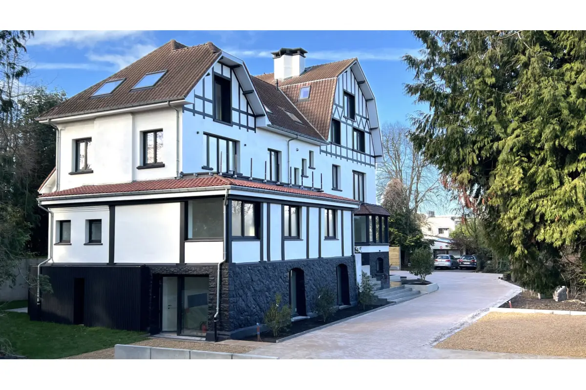 Appartement te  koop in Genval 1332 985000.00€ 3 slaapkamers 220.00m² - Zoekertje 713933