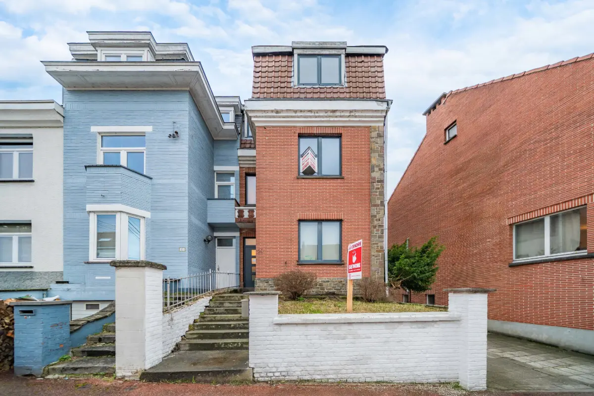 Huis te  koop in Terhulpen 1310 450000.00€ 4 slaapkamers 125.00m² - Zoekertje 714492