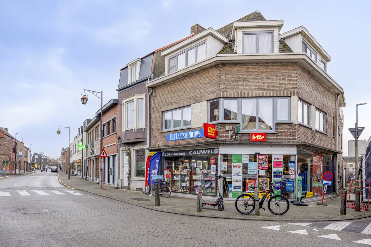 Huis te  koop in Sint-Katherina-Lombeek 1742 550000.00€ 4 slaapkamers 300.00m² - Zoekertje 714312