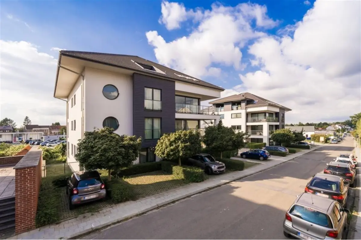 Appartement à vendre à Waterloo 1410 855000.00€ 3 chambres 185.00m² - Annonce 714650