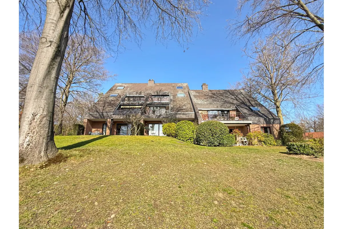 Appartement te  koop in Graven 1390 330000.00€ 2 slaapkamers 100.00m² - Zoekertje 715578