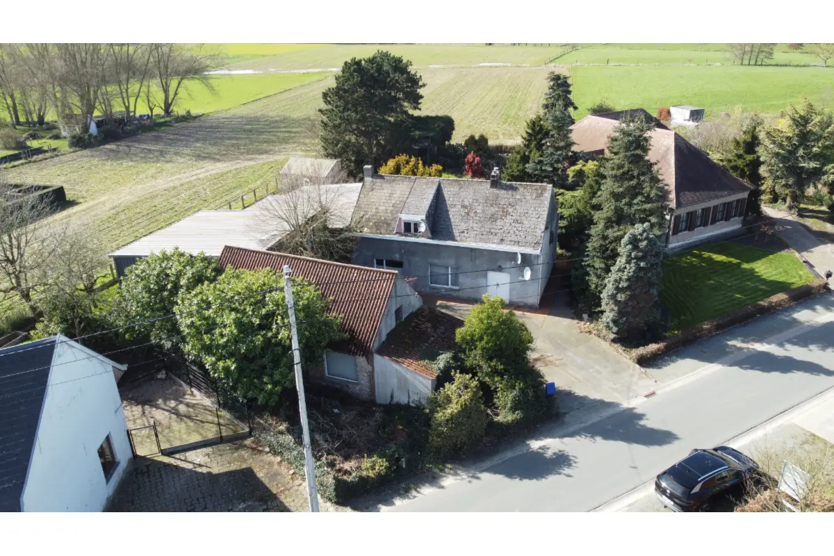 Huis te  koop in Opwijk 1745 320000.00€ 2 slaapkamers 125.00m² - Zoekertje 715041