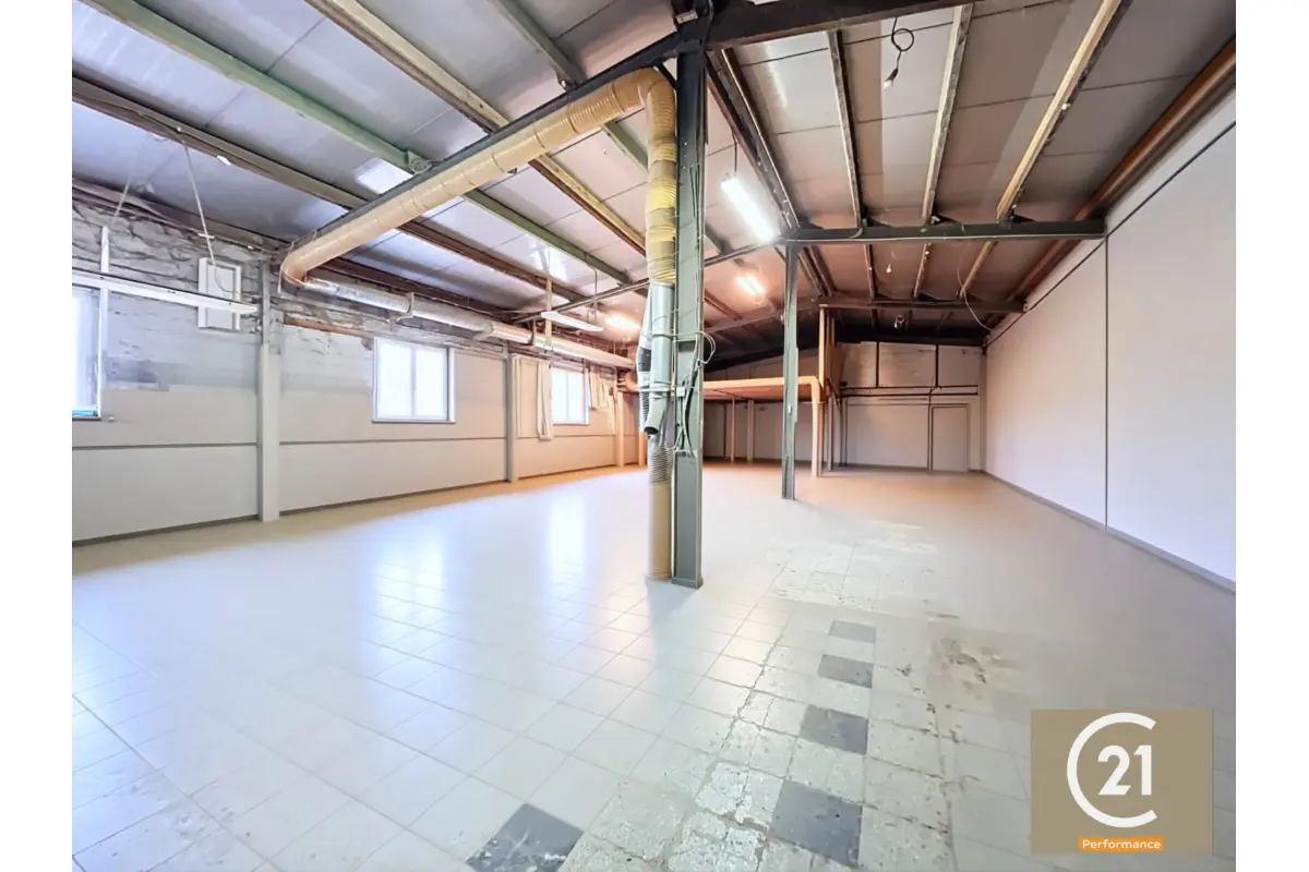 Commerce à vendre à Lembeek 1502 400000.00€  chambres 269.00m² - Annonce 714834