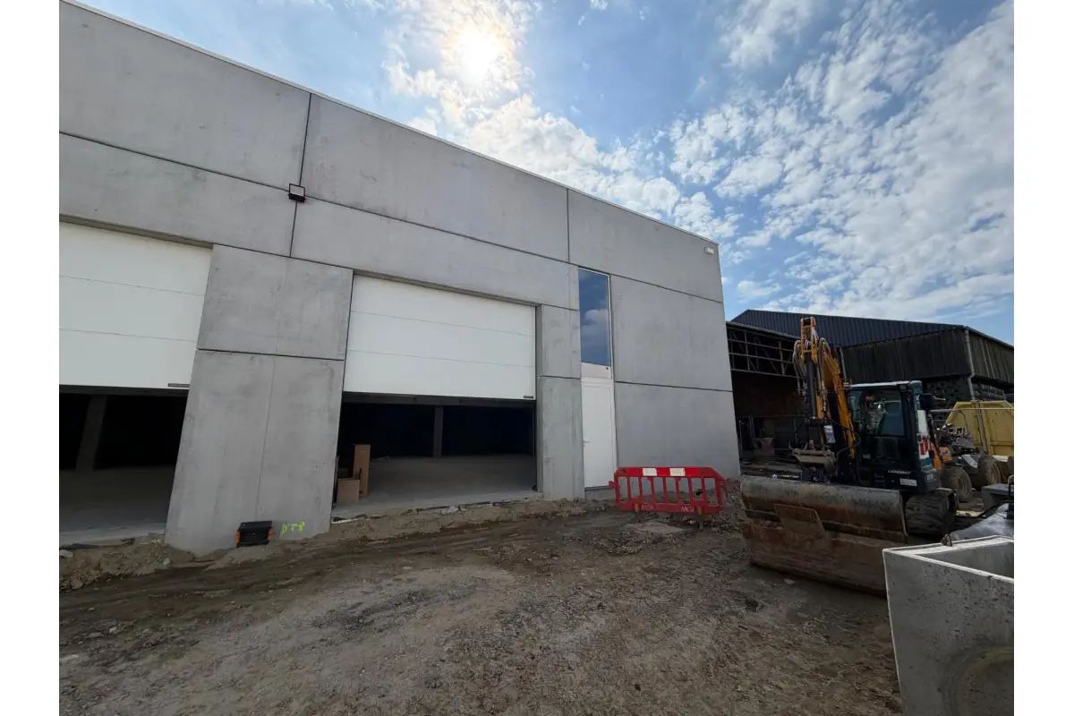 Commerce à louer à Kampenhout 1910 0.00€  chambres 286.00m² - Annonce 715454