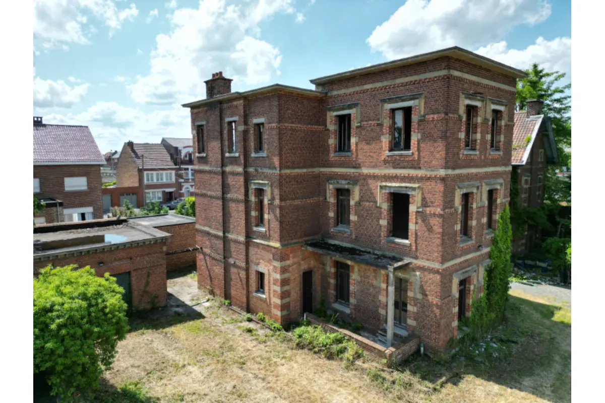 Appartementsgebouw te  in Edingen 7850 435000.00€ 6 slaapkamers 270.00m² - Zoekertje 715547