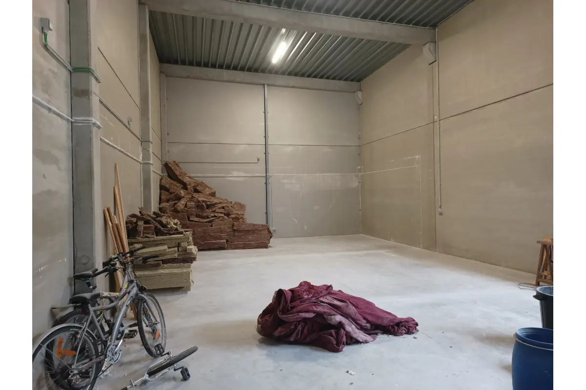 Handelszaak te  huur in Geldenaken 1370 881.00€  slaapkamers m² - Zoekertje 716094