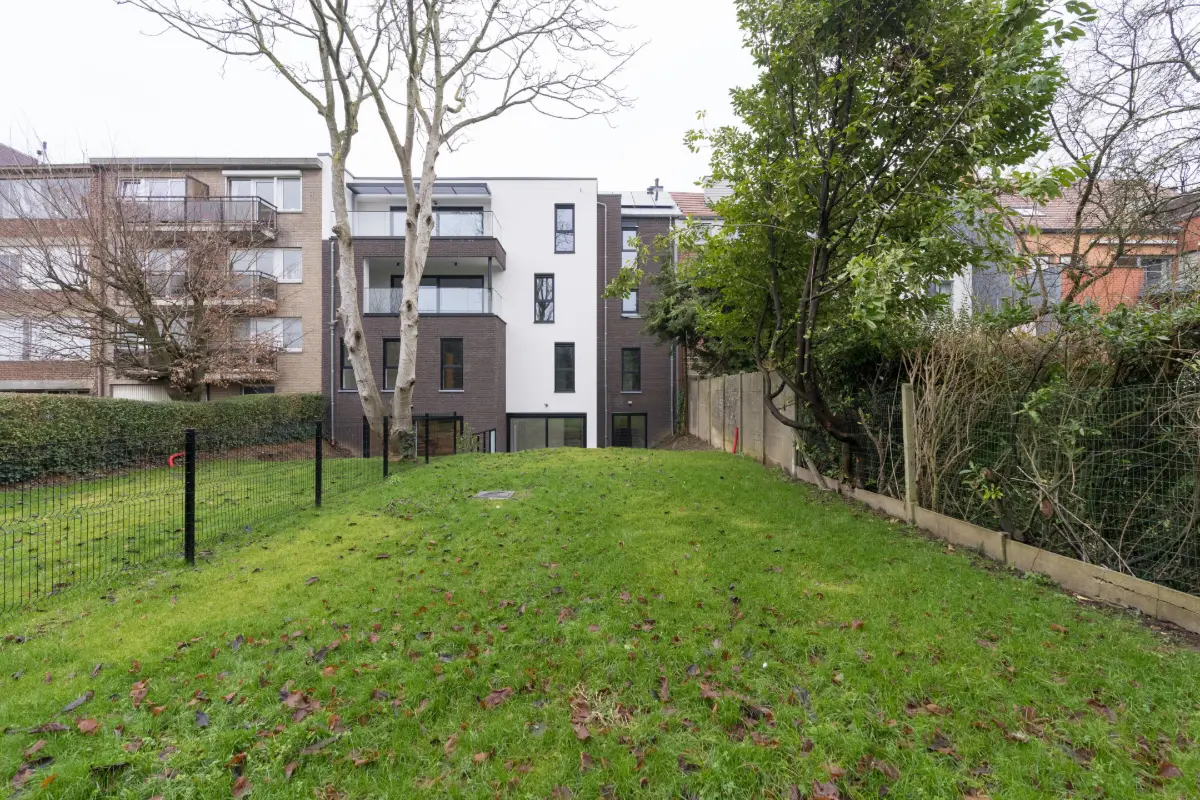 Appartement te  huur in Waterloo 1410 1900.00€ 2 slaapkamers 136.00m² - Zoekertje 716124