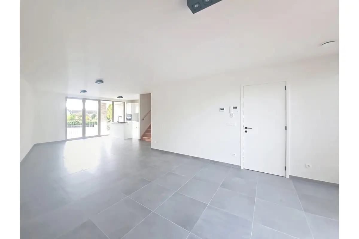 Appartement à louer à Wezembeek-Oppem 1970 1650.00€ 3 chambres m² - Annonce 715951