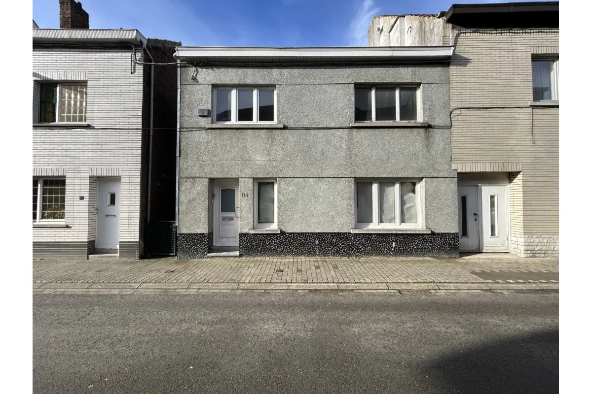 Huis te  in Sint-Pieters-Leeuw 1600 199000.00€ 3 slaapkamers 114.00m² - Zoekertje 715866