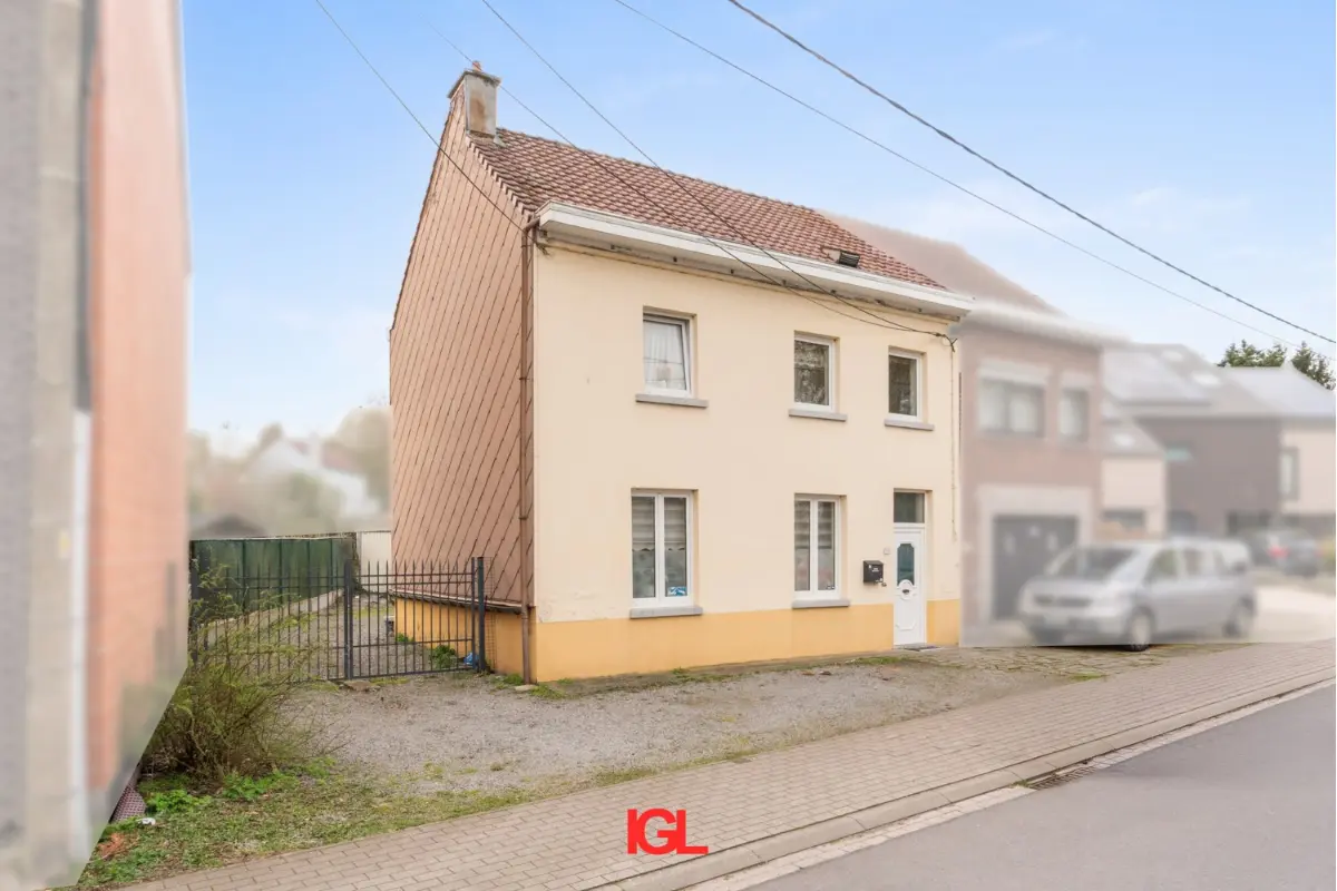 Huis te  koop in Sint-Pieters-Leeuw 1600 295000.00€ 2 slaapkamers 118.00m² - Zoekertje 716253