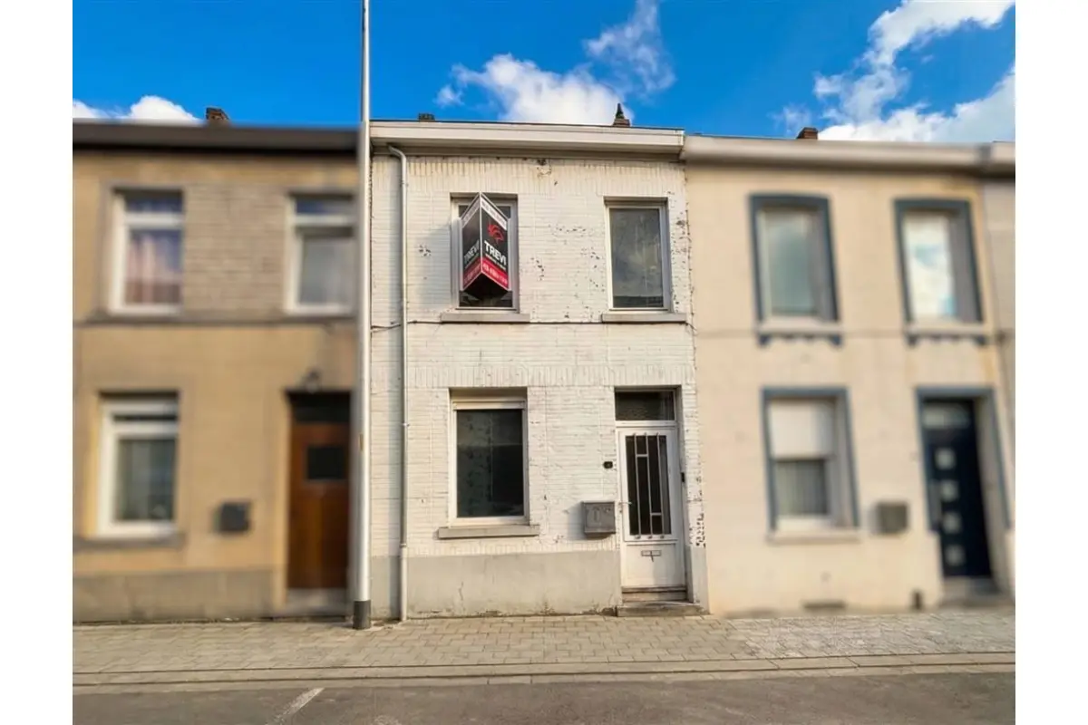 Huis te  in Hal 1500 150000.00€ 3 slaapkamers 100.00m² - Zoekertje 716838