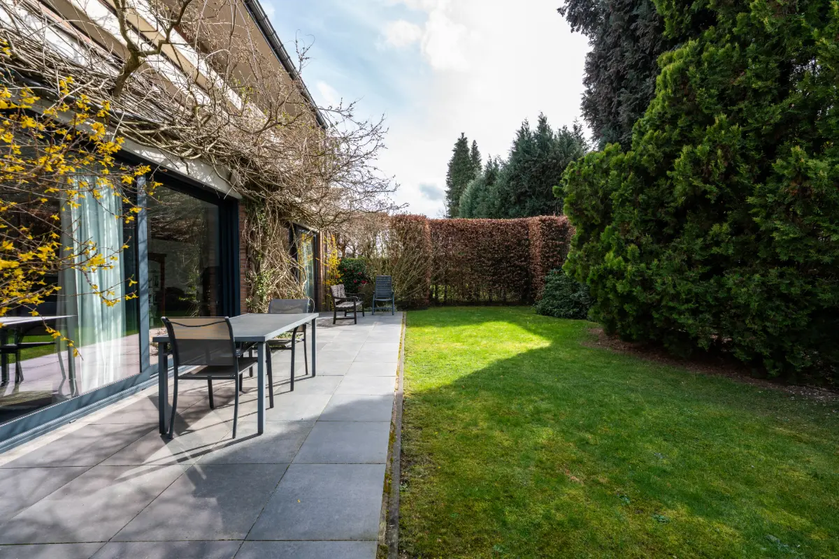 Huis te  koop in Wezembeek-Oppem 1970 725000.00€ 4 slaapkamers 185.00m² - Zoekertje 717800