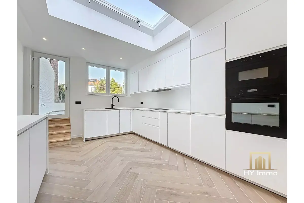 Huis te  koop in Oudenaken 1600 389000.00€ 3 slaapkamers m² - Zoekertje 718040
