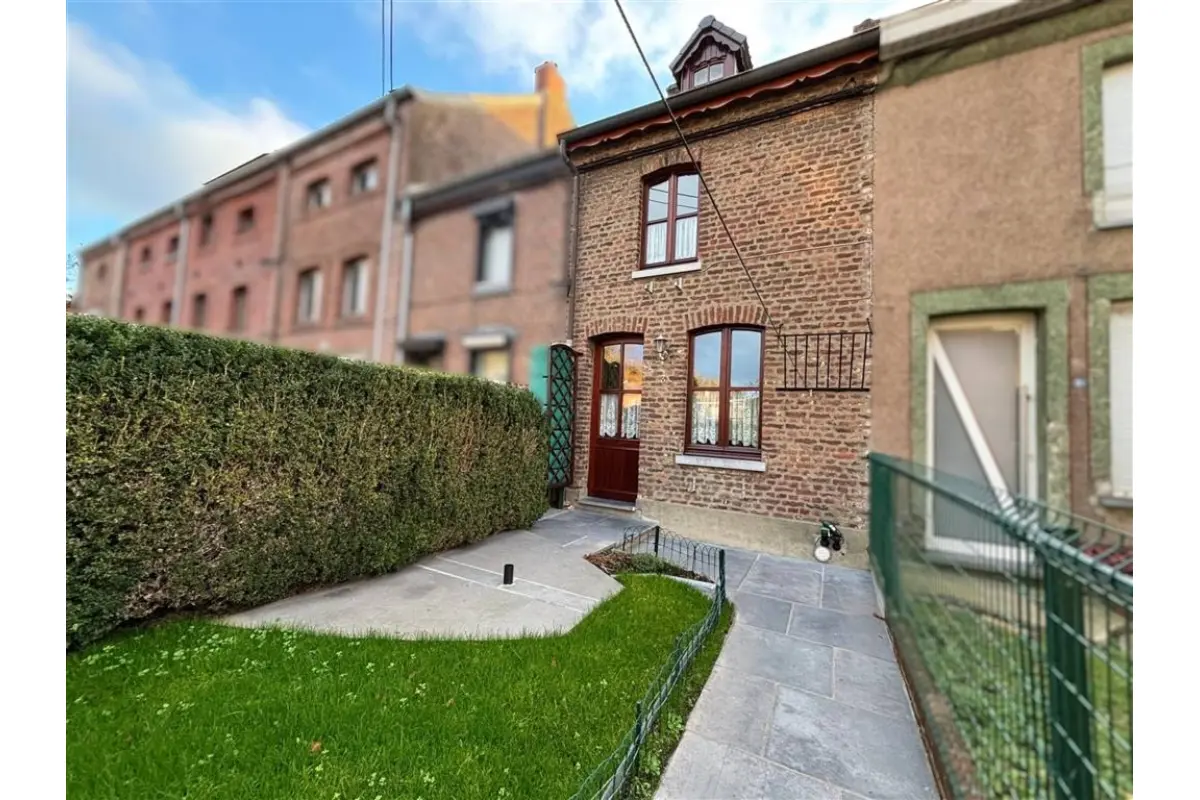 Maison à  à Braine-le-Comte 7090 950.00€ 3 chambres 90.00m² - Annonce 717818