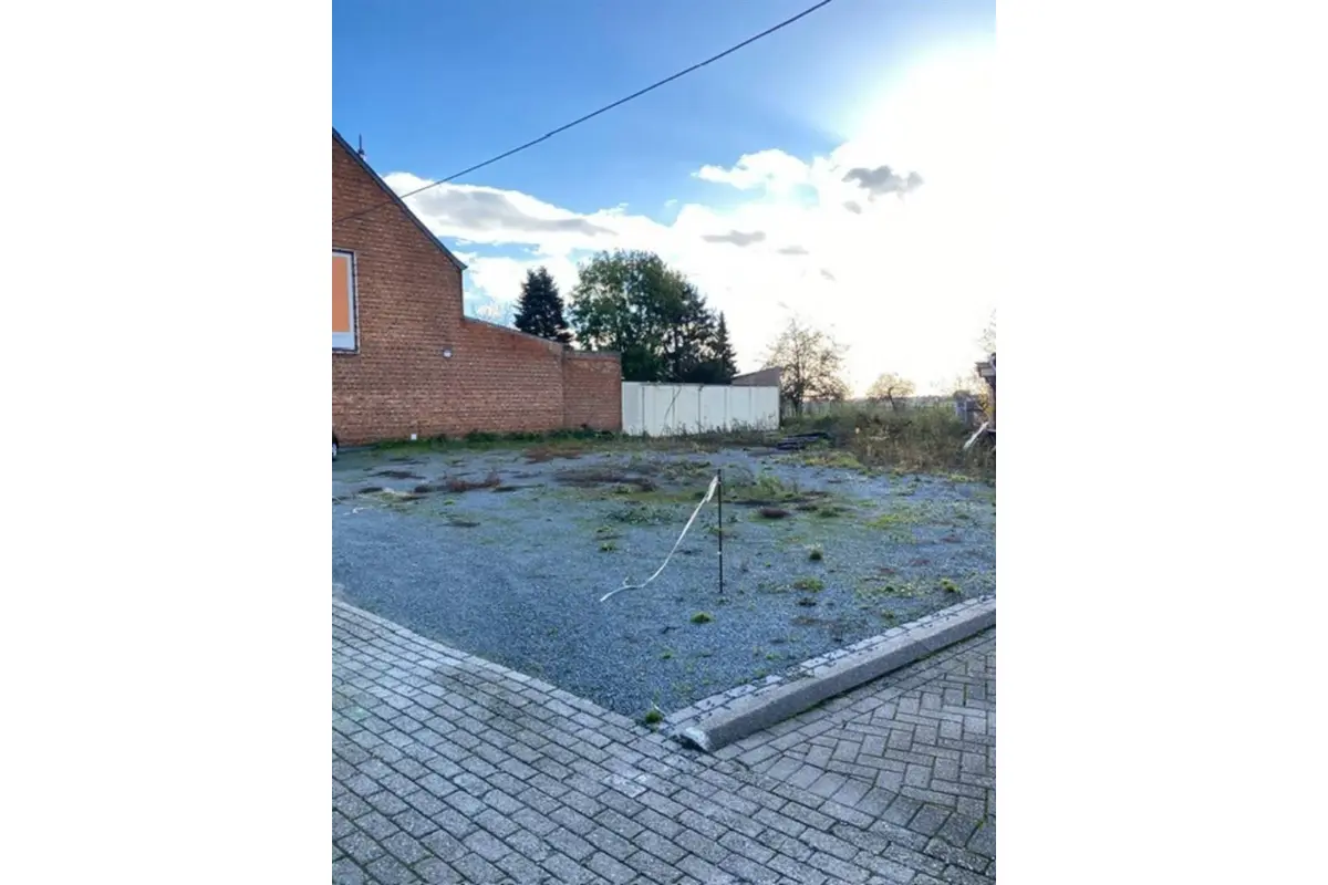 Grond te  koop in Merchtem 1785 149000.00€  slaapkamers m² - Zoekertje 717790