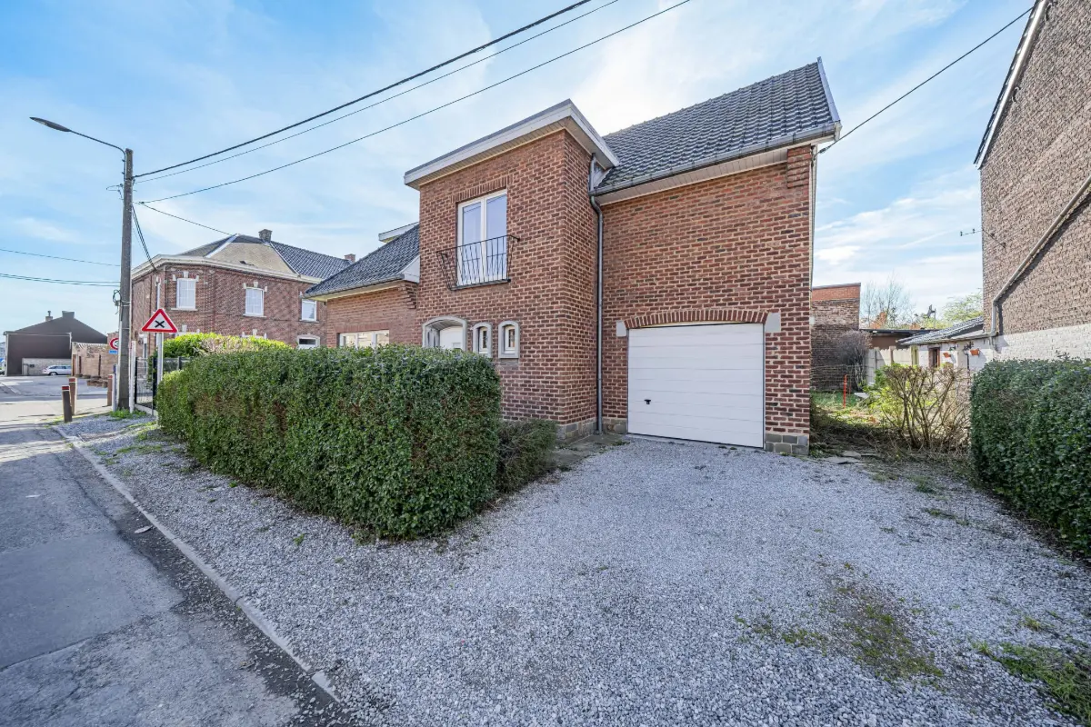 Huis te  in Courcelles 6180 250000.00€ 3 slaapkamers 125.00m² - Zoekertje 717202