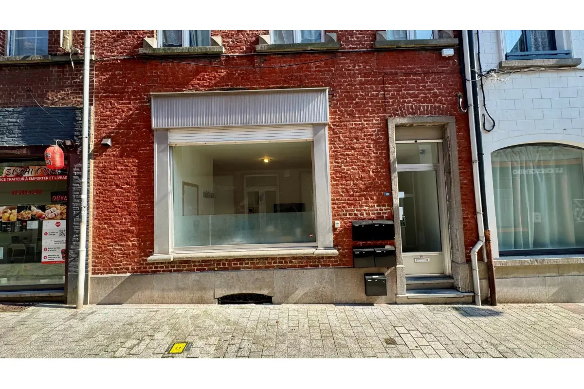 Handelszaak te  koop in Eigenbrakel 1420 69500.00€  slaapkamers 30.00m² - Zoekertje 718286