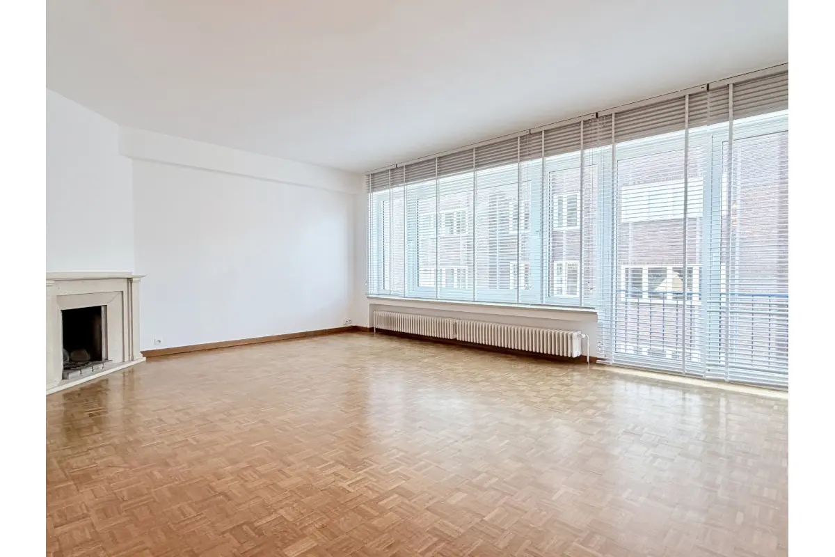 Appartement te  in Elsene 1050 1400.00€ 2 slaapkamers 100.00m² - Zoekertje 718930