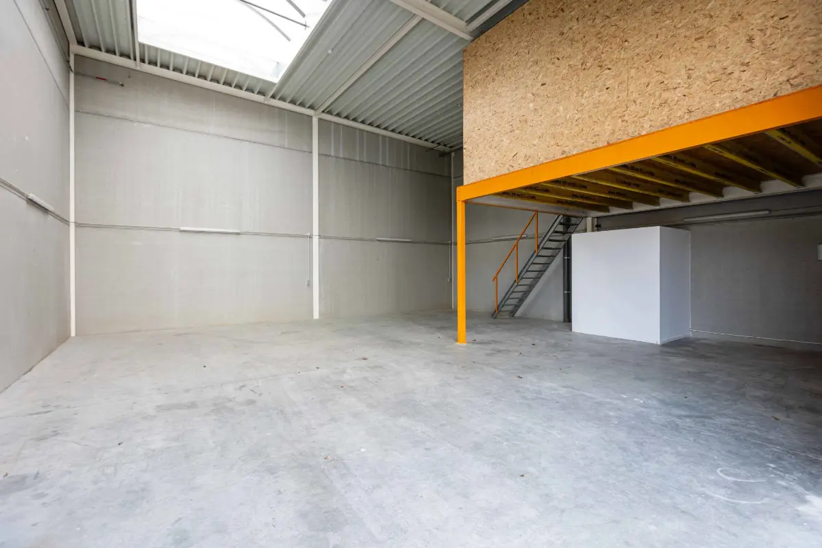 Handelszaak te  huur in Waver 1300 1450.00€  slaapkamers 176.00m² - Zoekertje 718869