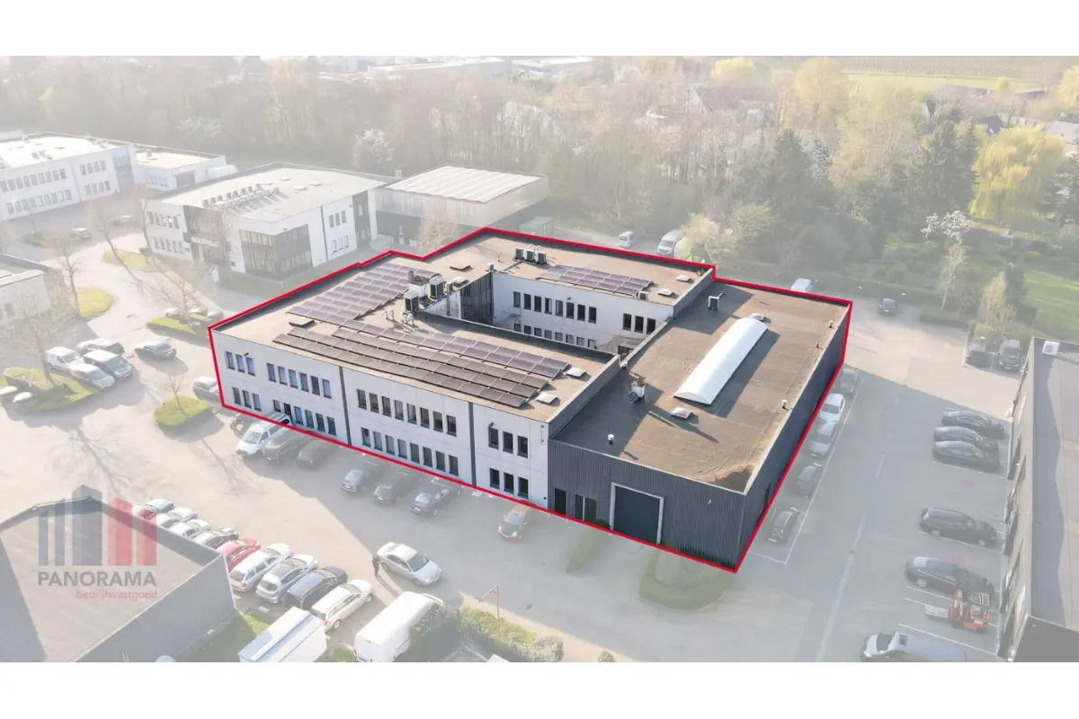Handelszaak te  koop in Zellik 1731 3995000.00€  slaapkamers 2273.00m² - Zoekertje 720036
