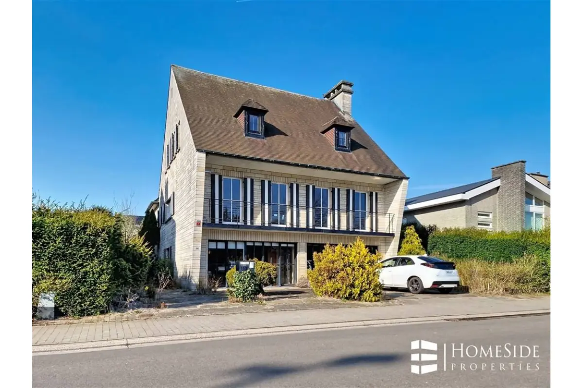 Huis te  koop in Grimbergen 1850 720000.00€ 3 slaapkamers 306.00m² - Zoekertje 720127
