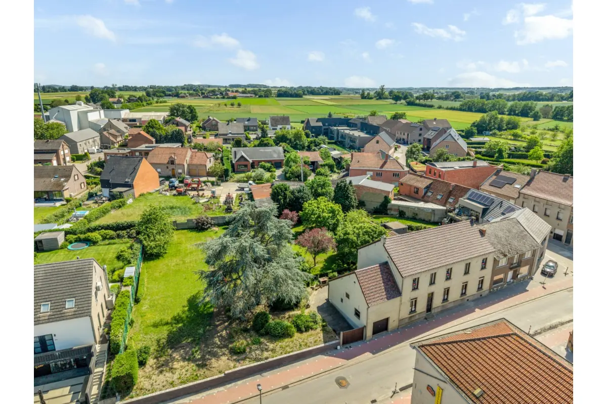Huis te  koop in Sint-Pieters-Rode 3220 410000.00€ 5 slaapkamers 303.00m² - Zoekertje 720083