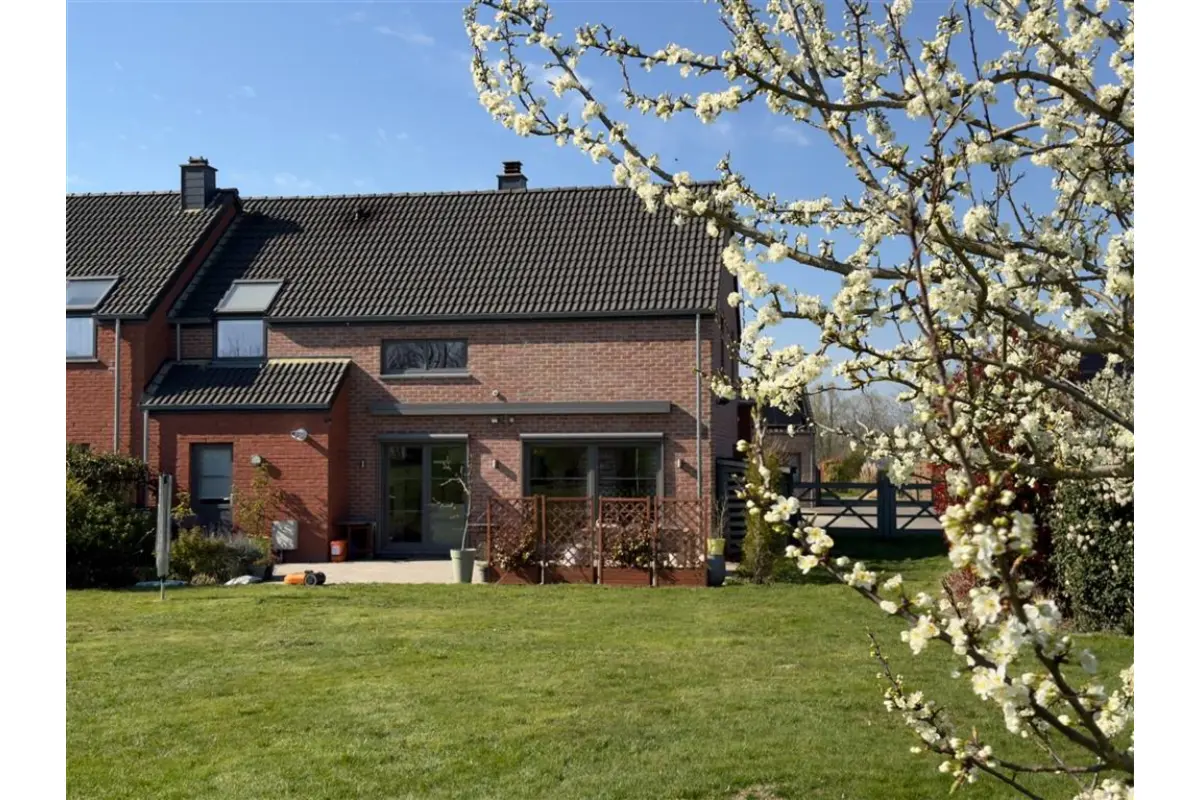 Maison à  à Tourinnes-Saint-Lambert 1457 1400.00€ 3 chambres 135.00m² - Annonce 719513