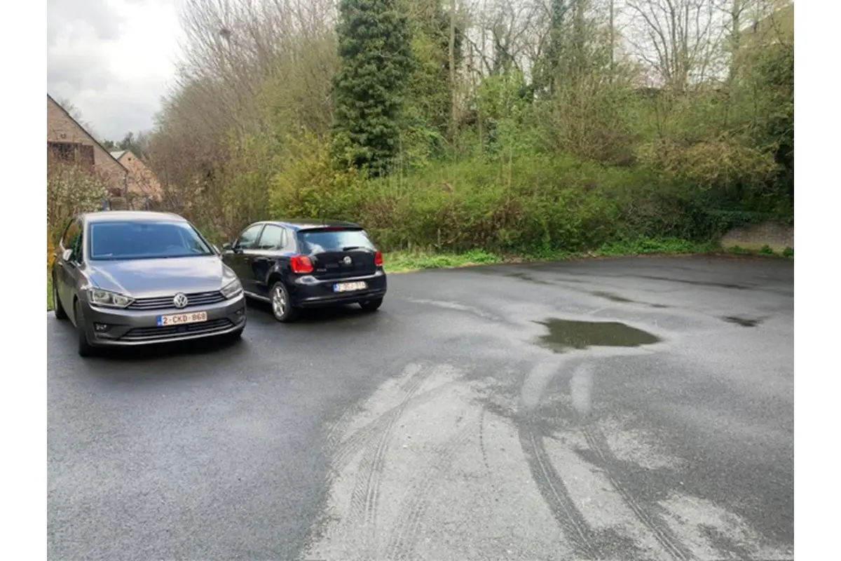 Parking à vendre à Zellik 1731 12500.00€  chambres m² - Annonce 721363