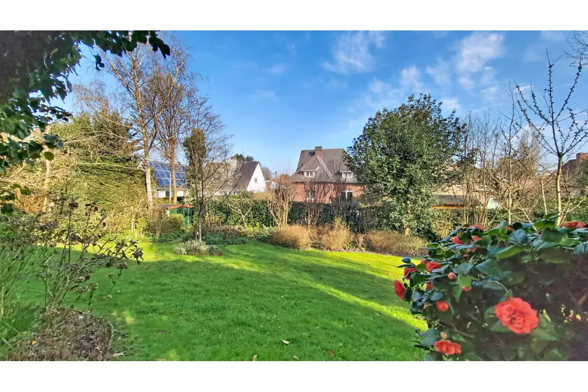 Bungalow à vendre à Waterloo 1410 949000.00€ 8 chambres 302.00m² - Annonce 722699