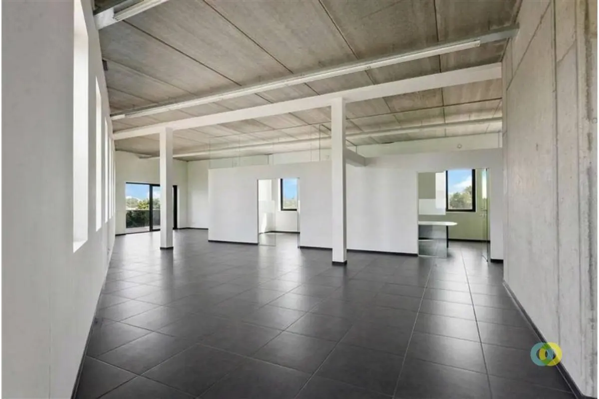 Commerce à  à Vilvorde 1800 1950.00€  chambres 276.00m² - Annonce 723280