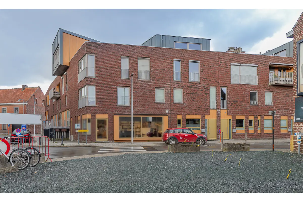 Appartement te  koop in Opwijk 1745 330000.00€ 2 slaapkamers 131.00m² - Zoekertje 725270