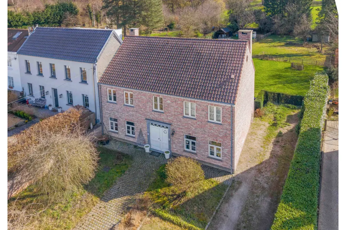 Maison à vendre à Lasne 1380 785000.00€ 5 chambres 270.00m² - Annonce 724946