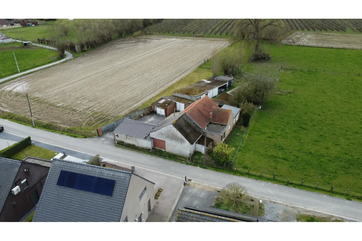Huis te  koop in Opwijk 1745 320000.00€ 2 slaapkamers 199.00m² - Zoekertje 724459