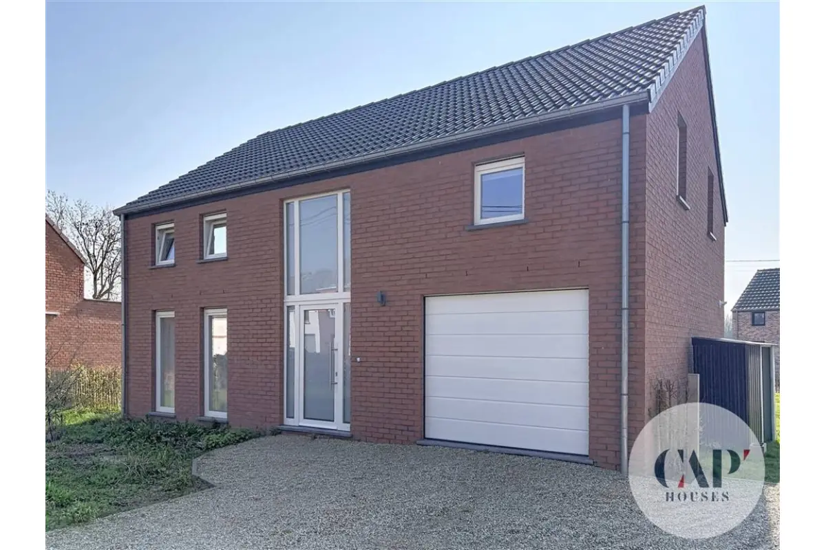 Huis te  huur in Piétrain 1370 1390.00€ 4 slaapkamers 120.00m² - Zoekertje 724774