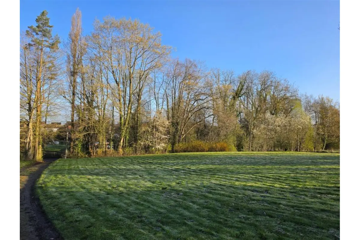 Grond te  koop in Piétrain 1370 120000.00€  slaapkamers m² - Zoekertje 724738