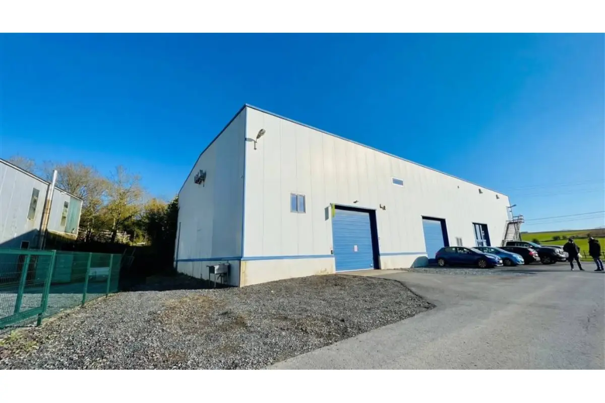 Handelszaak te  huur in Itter 1460 1600.00€  slaapkamers 300.00m² - Zoekertje 727027