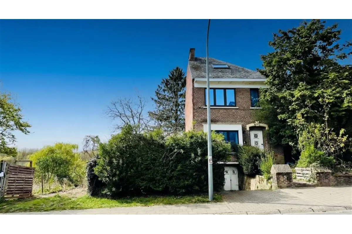 Huis te  koop in Drogenbos 1620 375000.00€ 3 slaapkamers 170.00m² - Zoekertje 728517